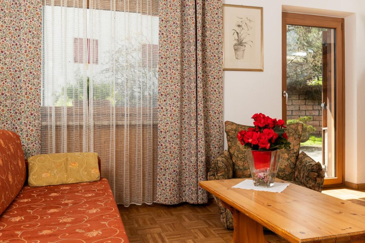 Residence Weiss Виго-ди-Фасса Экстерьер фото